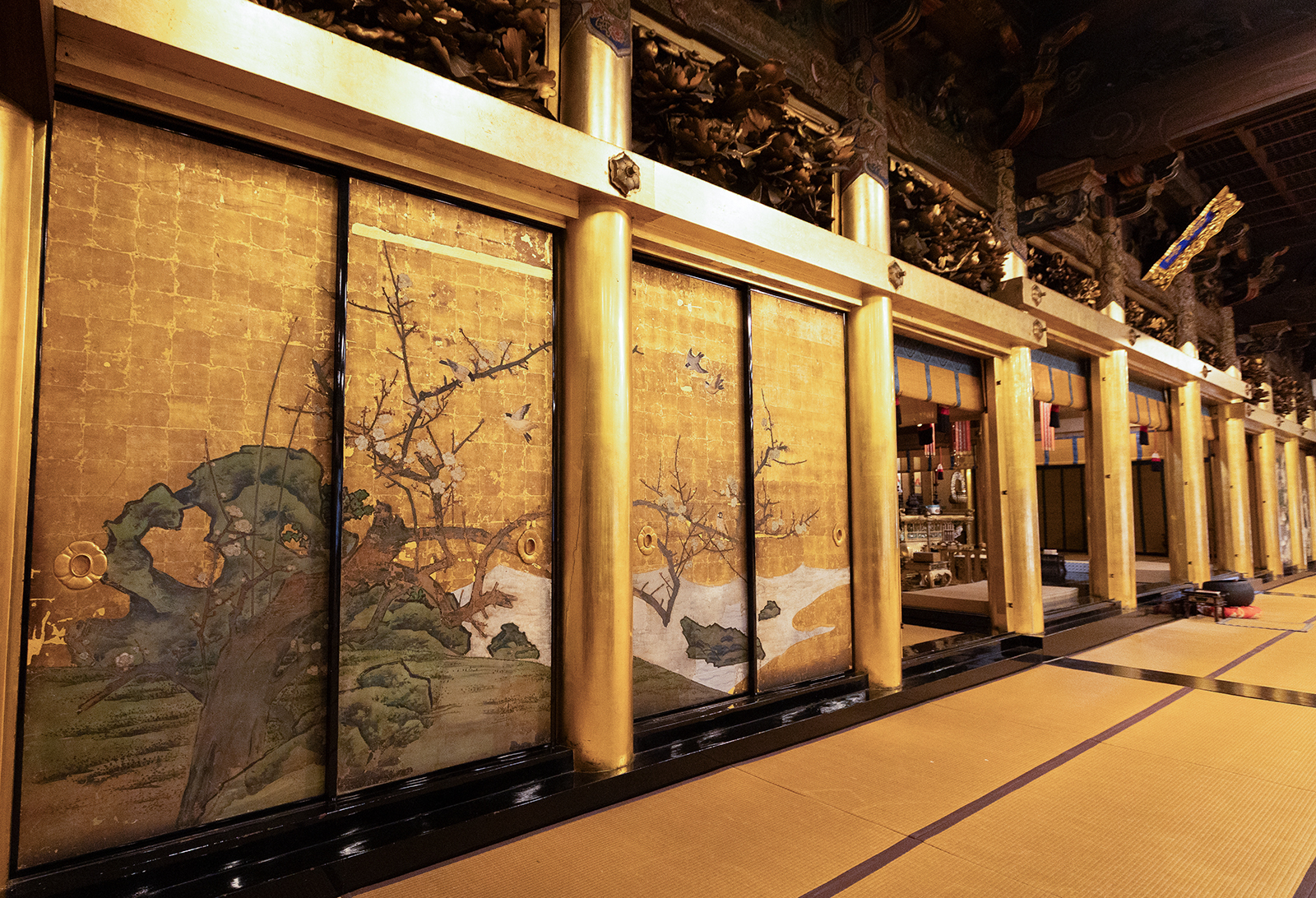 顕証寺本堂の襖や建具