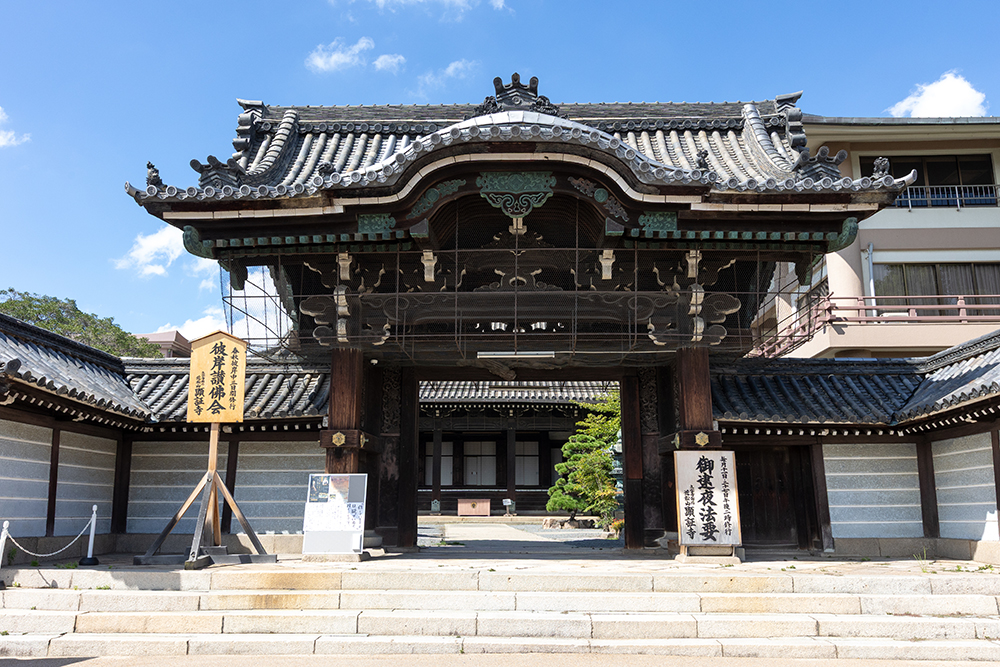 顕証寺 山門・築地塀